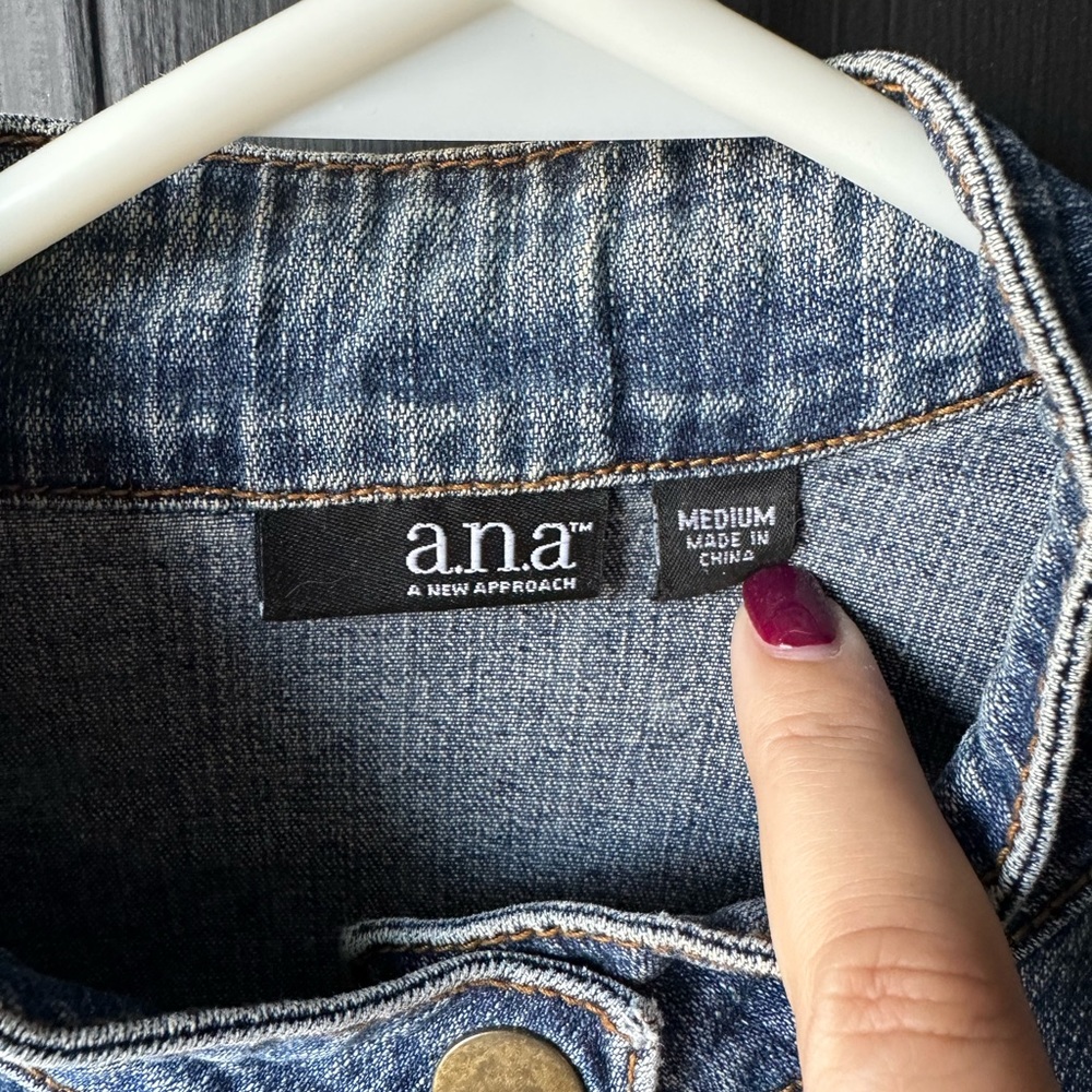 Ana Button From Denim Jacket Size M - image 3